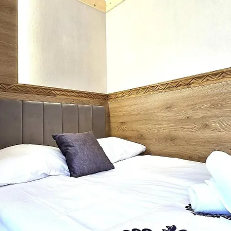 Appartement Vip Centrum2 *